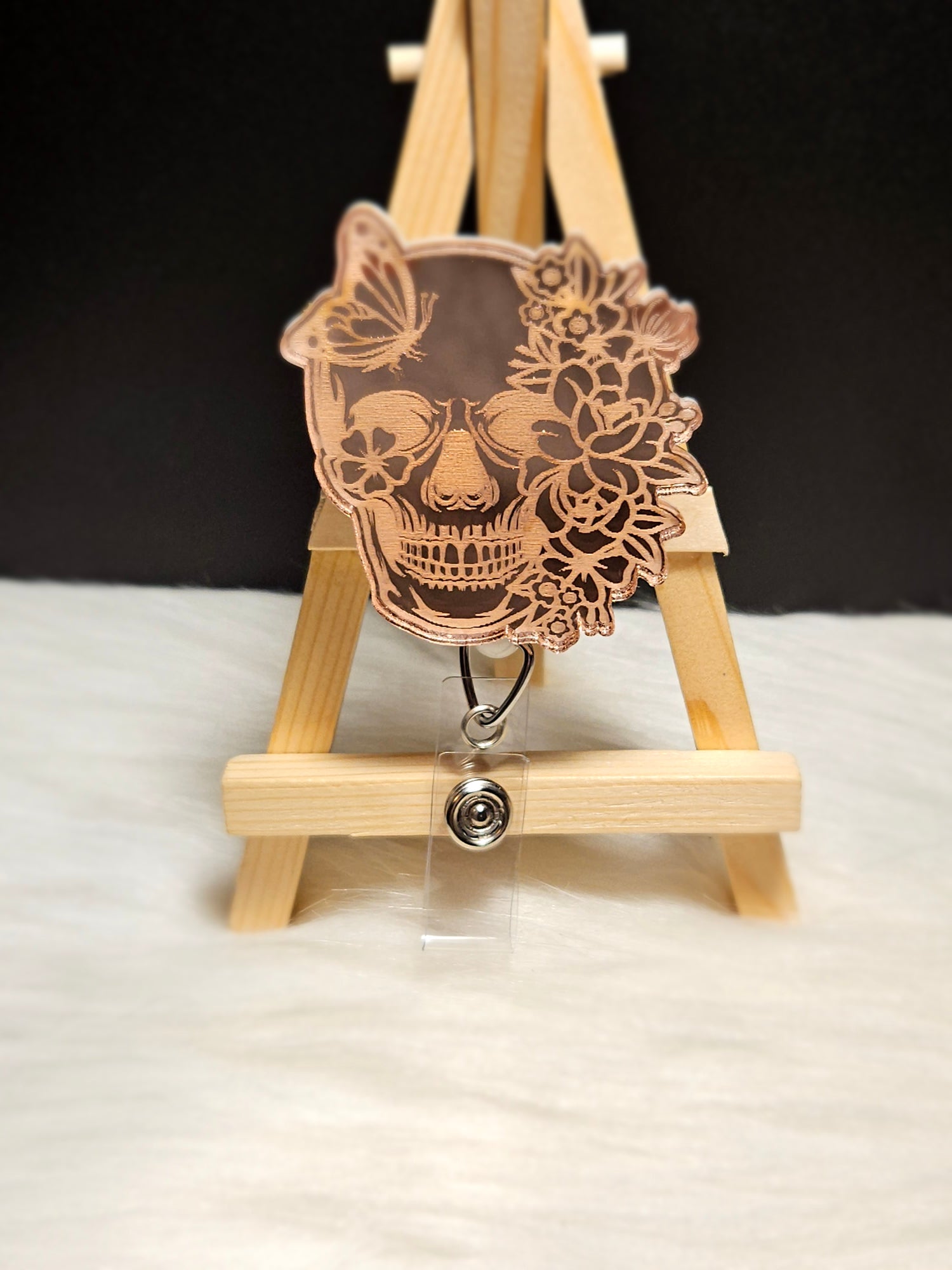 Mirrored reflective acrylic badge reel for ID badges
