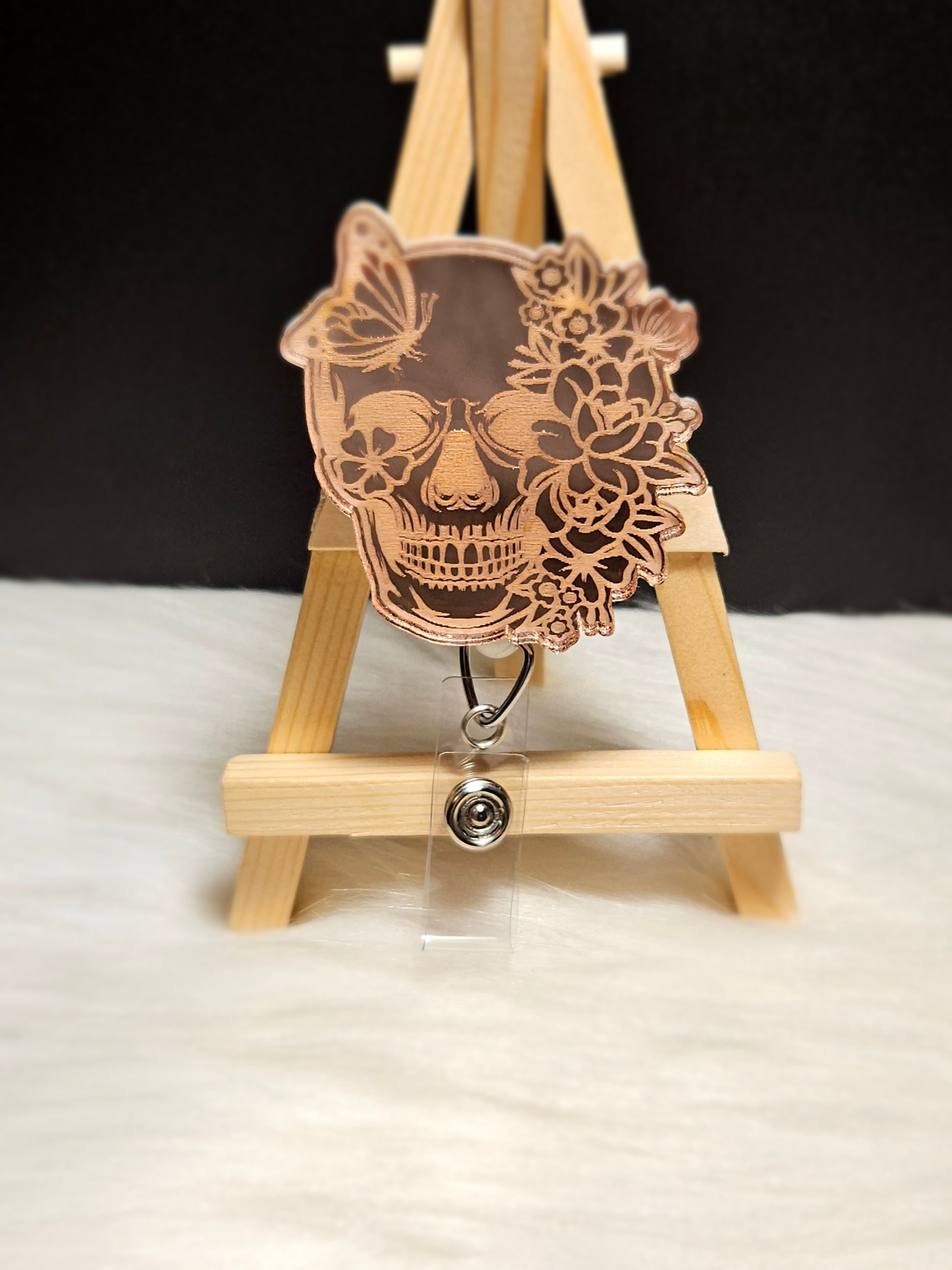 Mirrored reflective acrylic badge reel for ID badges
