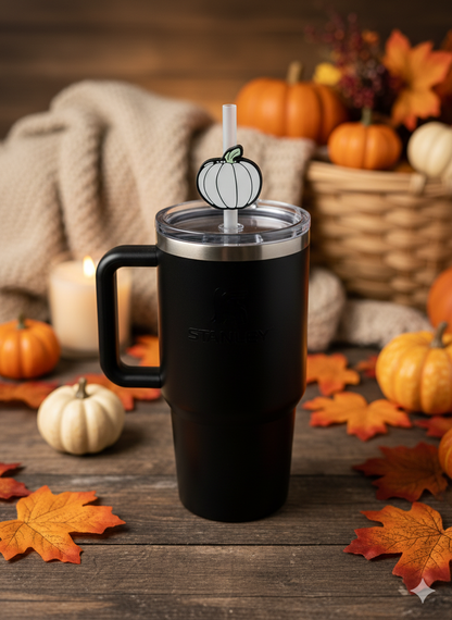 Straw Topper Pumpkin